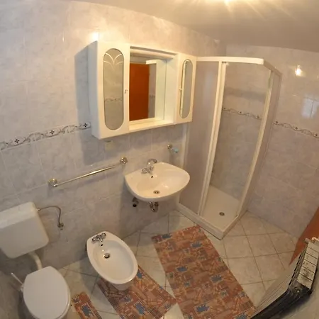 Ribaric Mare Apartment *